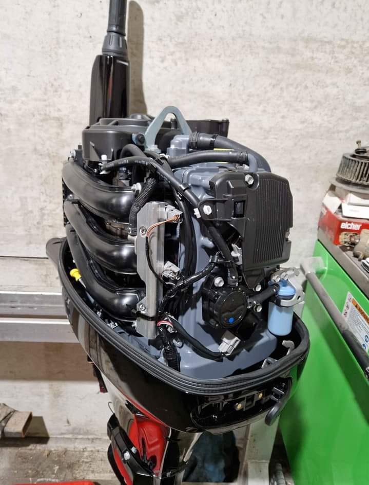 NEW 2022 MODEL DF 40 A SUZUKI 4 STROKE - Image 3
